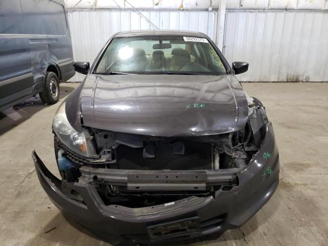 Photo 4 VIN: 1HGCP2F3XBA150377 - HONDA ACCORD LX 