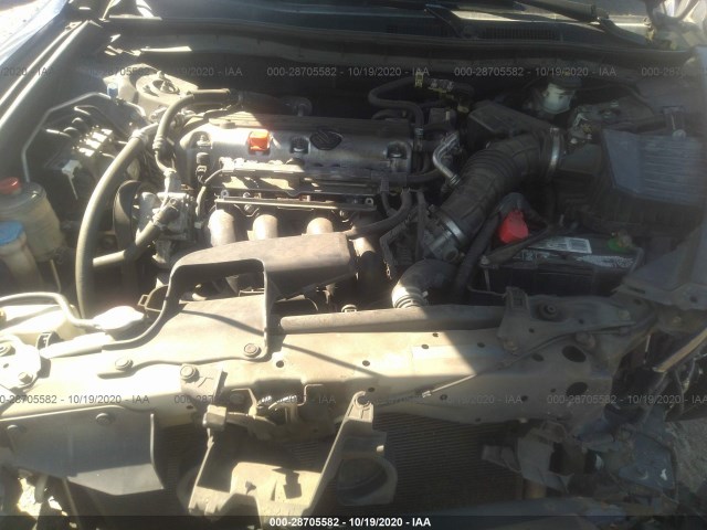 Photo 9 VIN: 1HGCP2F3XBA153831 - HONDA ACCORD SDN 