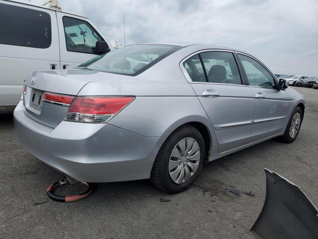 Photo 2 VIN: 1HGCP2F3XBA155482 - HONDA ACCORD LX 