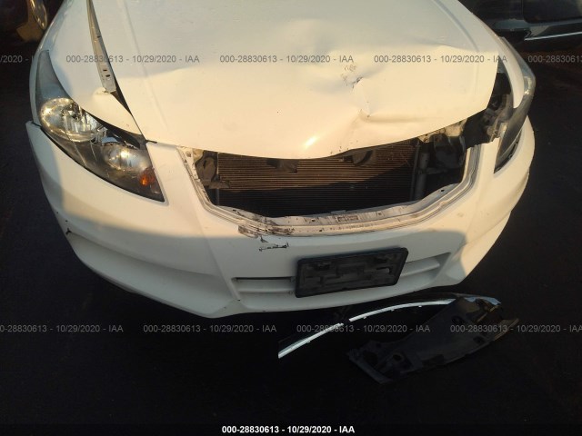 Photo 5 VIN: 1HGCP2F3XCA002344 - HONDA ACCORD SDN 