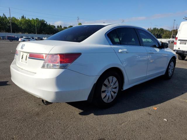 Photo 2 VIN: 1HGCP2F3XCA012906 - HONDA ACCORD LX 