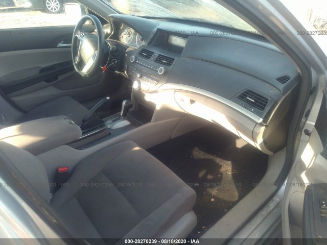 Photo 4 VIN: 1HGCP2F3XCA023968 - HONDA ACCORD SDN 