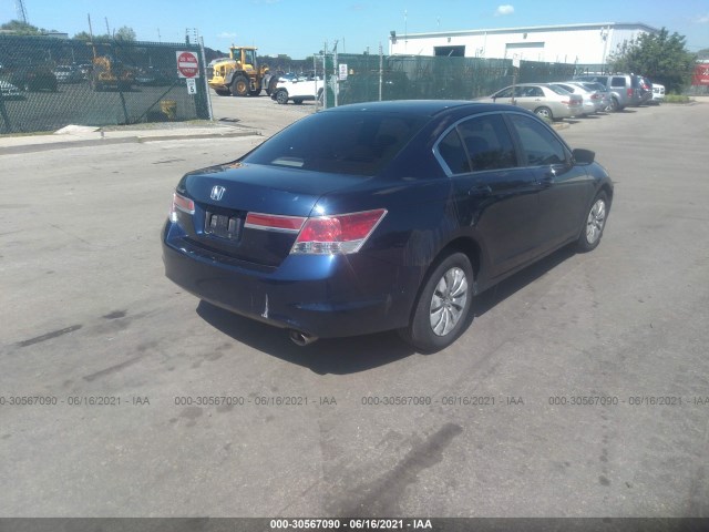 Photo 3 VIN: 1HGCP2F3XCA024067 - HONDA ACCORD SDN 