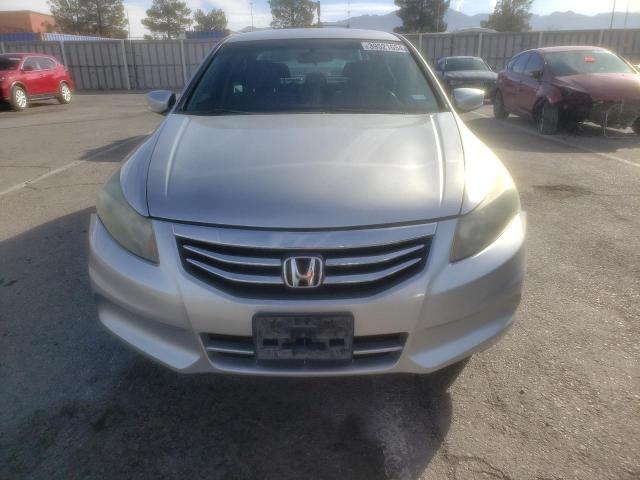 Photo 4 VIN: 1HGCP2F3XCA024151 - HONDA ACCORD 