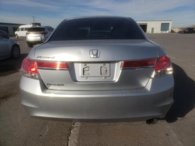 Photo 5 VIN: 1HGCP2F3XCA024151 - HONDA ACCORD 