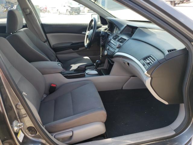 Photo 4 VIN: 1HGCP2F3XCA056338 - HONDA ACCORD LX 