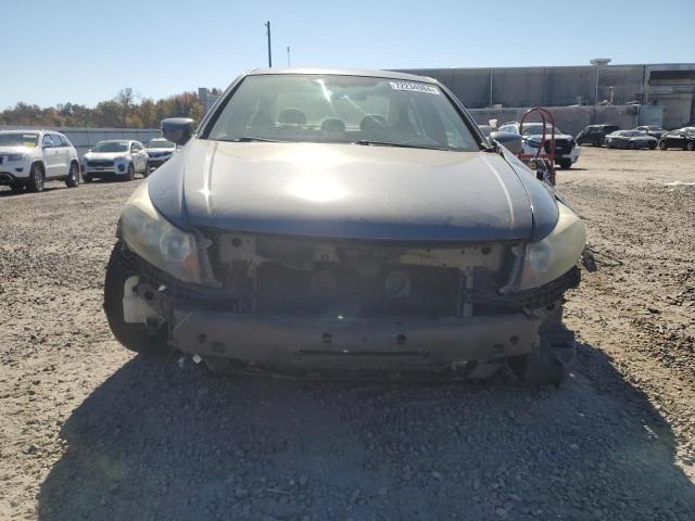 Photo 4 VIN: 1HGCP2F3XCA067176 - HONDA ACCORD LX 