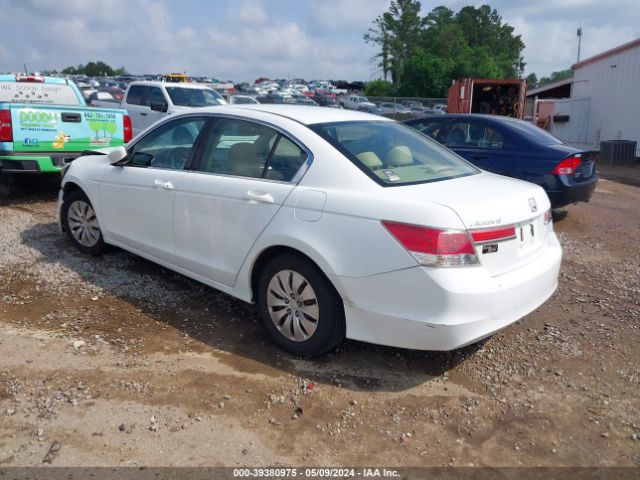 Photo 2 VIN: 1HGCP2F3XCA067548 - HONDA ACCORD 