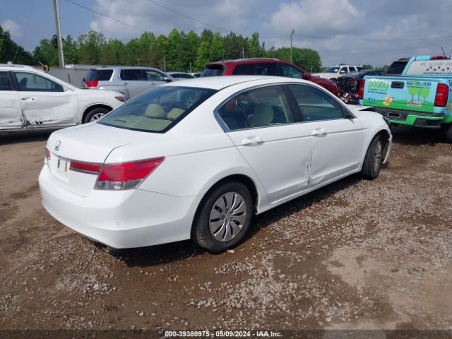 Photo 3 VIN: 1HGCP2F3XCA067548 - HONDA ACCORD 