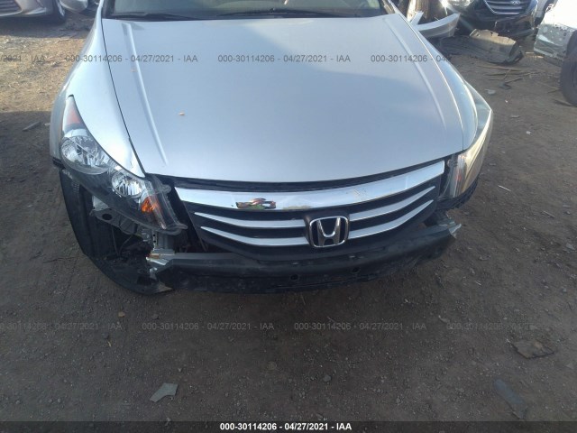 Photo 5 VIN: 1HGCP2F3XCA073348 - HONDA ACCORD SDN 