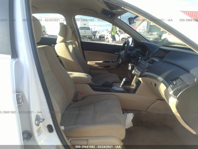 Photo 4 VIN: 1HGCP2F3XCA081725 - HONDA ACCORD SDN 