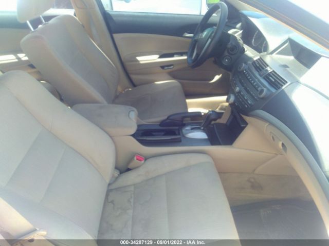 Photo 4 VIN: 1HGCP2F3XCA122998 - HONDA ACCORD SDN 