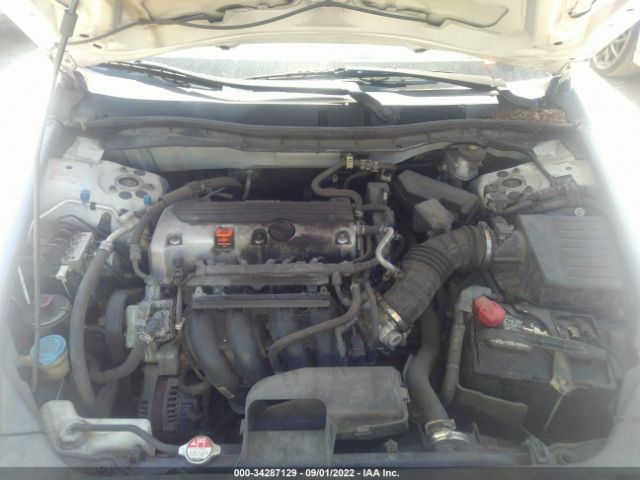 Photo 9 VIN: 1HGCP2F3XCA122998 - HONDA ACCORD SDN 