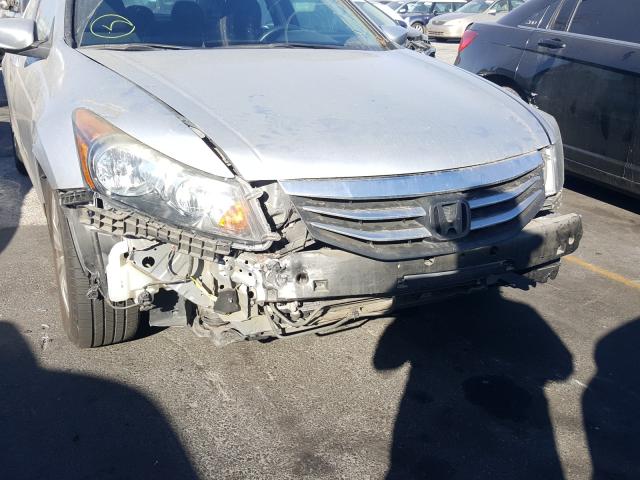 Photo 8 VIN: 1HGCP2F3XCA133015 - HONDA ACCORD LX 