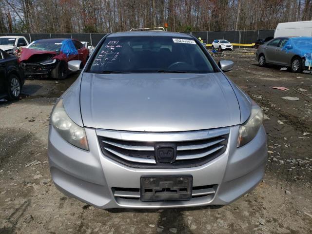 Photo 4 VIN: 1HGCP2F3XCA136447 - HONDA ACCORD LX 