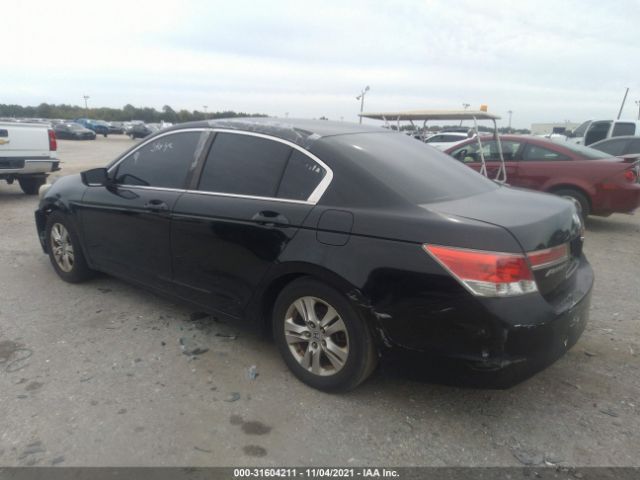 Photo 2 VIN: 1HGCP2F3XCA137940 - HONDA ACCORD SDN 