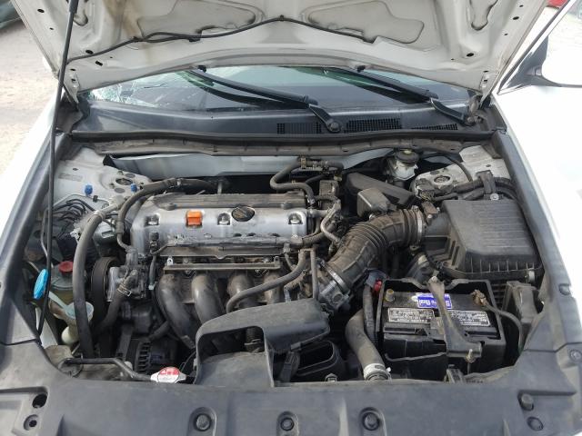 Photo 6 VIN: 1HGCP2F3XCA143933 - HONDA ACCORD LX 