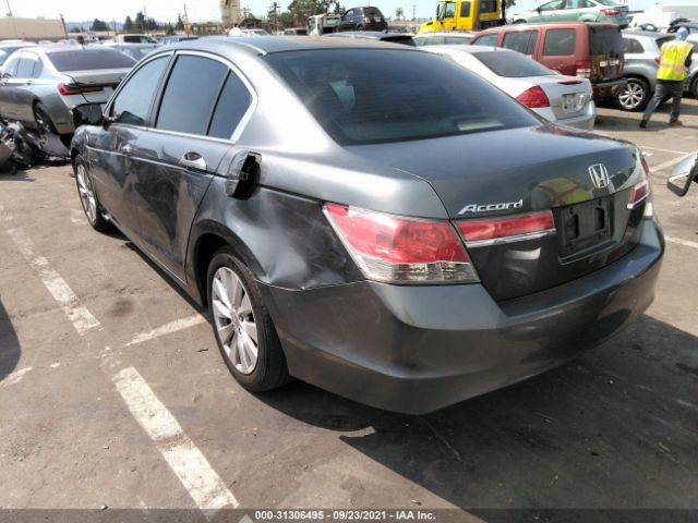 Photo 2 VIN: 1HGCP2F3XCA152891 - HONDA ACCORD SDN 