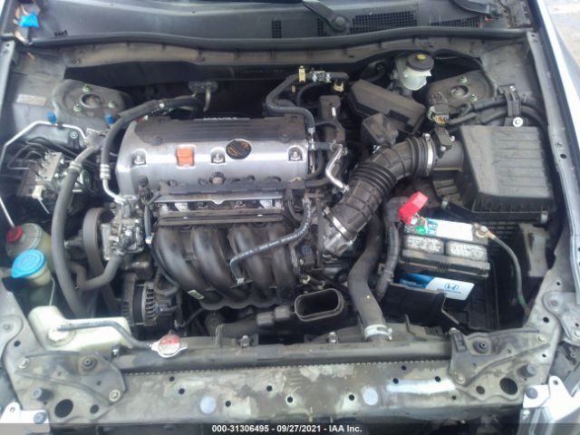 Photo 9 VIN: 1HGCP2F3XCA152891 - HONDA ACCORD SDN 