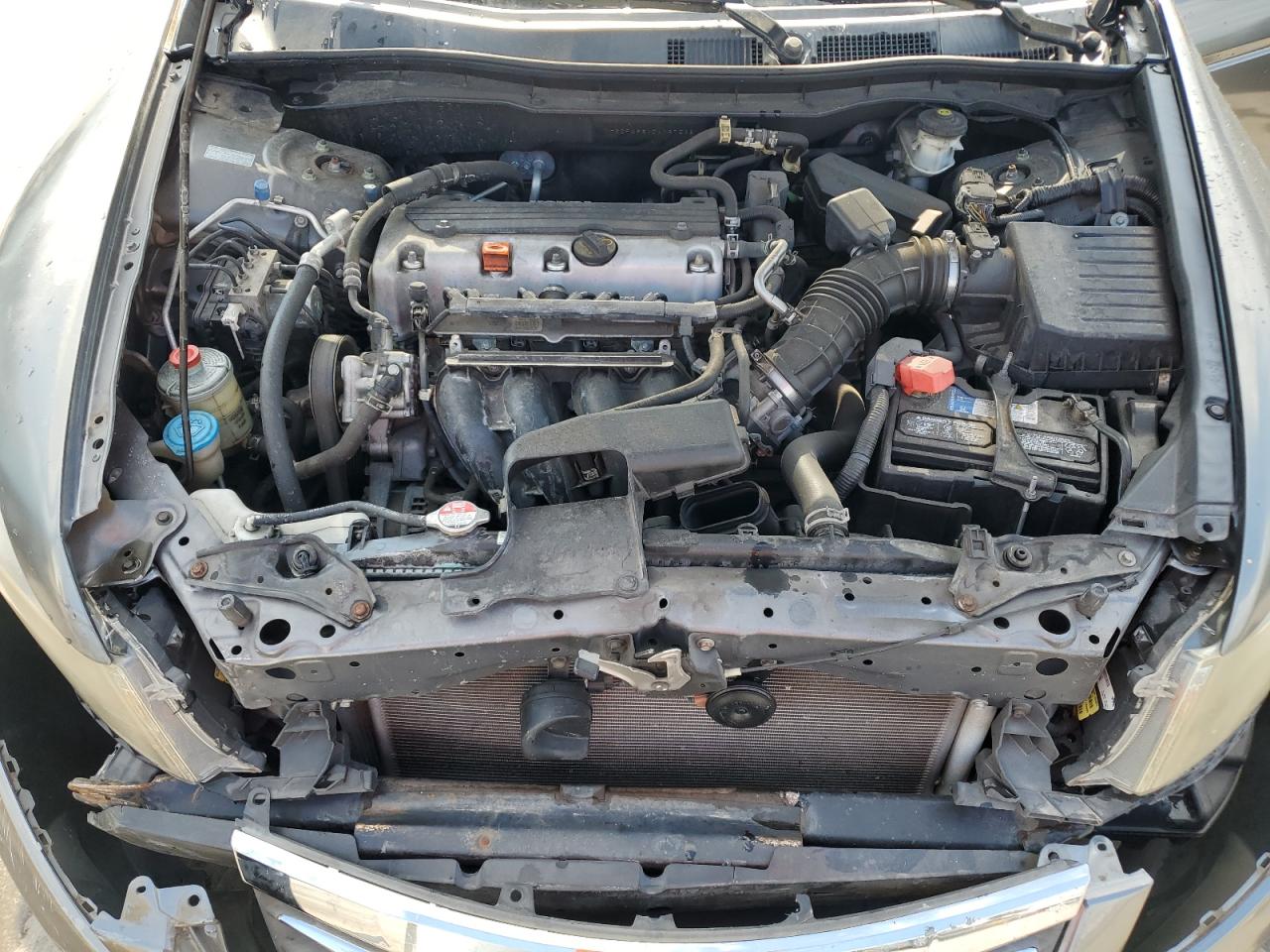 Photo 10 VIN: 1HGCP2F3XCA197538 - HONDA ACCORD 