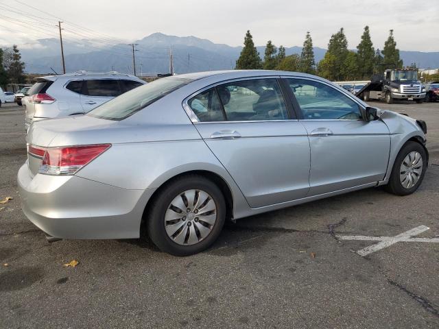 Photo 2 VIN: 1HGCP2F3XCA205637 - HONDA ACCORD 