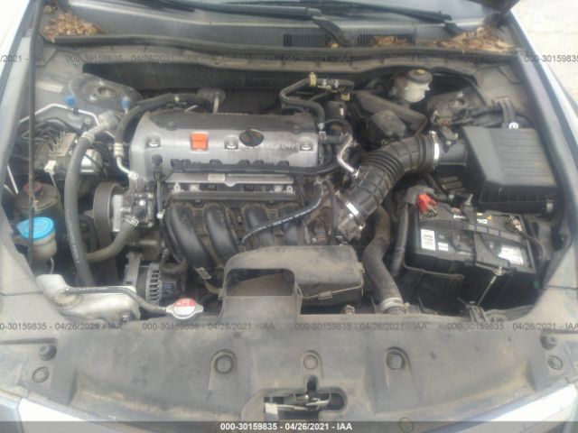 Photo 9 VIN: 1HGCP2F3XCA218100 - HONDA ACCORD SDN 