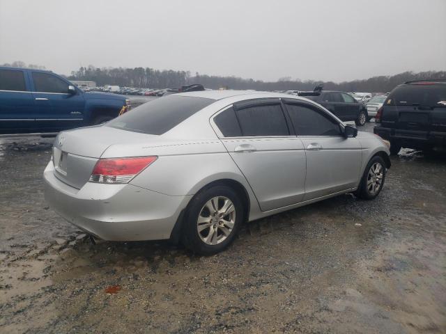 Photo 2 VIN: 1HGCP2F40AA025329 - HONDA ACCORD LXP 