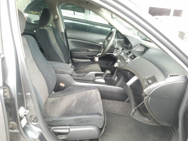 Photo 4 VIN: 1HGCP2F40AA026660 - HONDA ACCORD LXP 