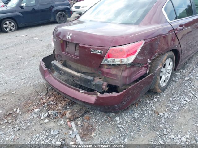 Photo 5 VIN: 1HGCP2F40AA037335 - HONDA ACCORD SDN 