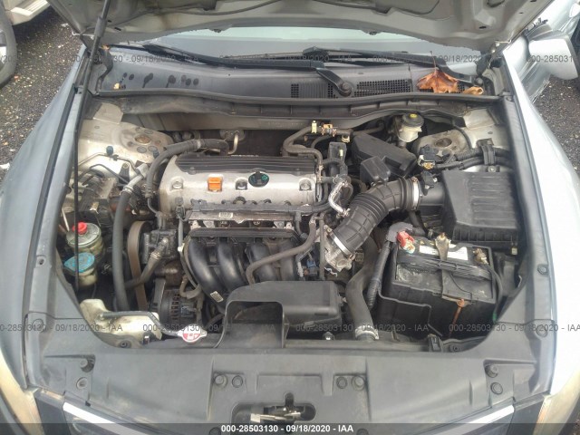 Photo 9 VIN: 1HGCP2F40AA056578 - HONDA ACCORD SDN 