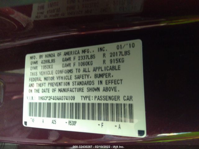 Photo 8 VIN: 1HGCP2F40AA074109 - HONDA ACCORD SDN 