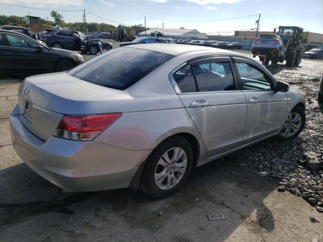 Photo 2 VIN: 1HGCP2F40AA135264 - HONDA ACCORD LXP 