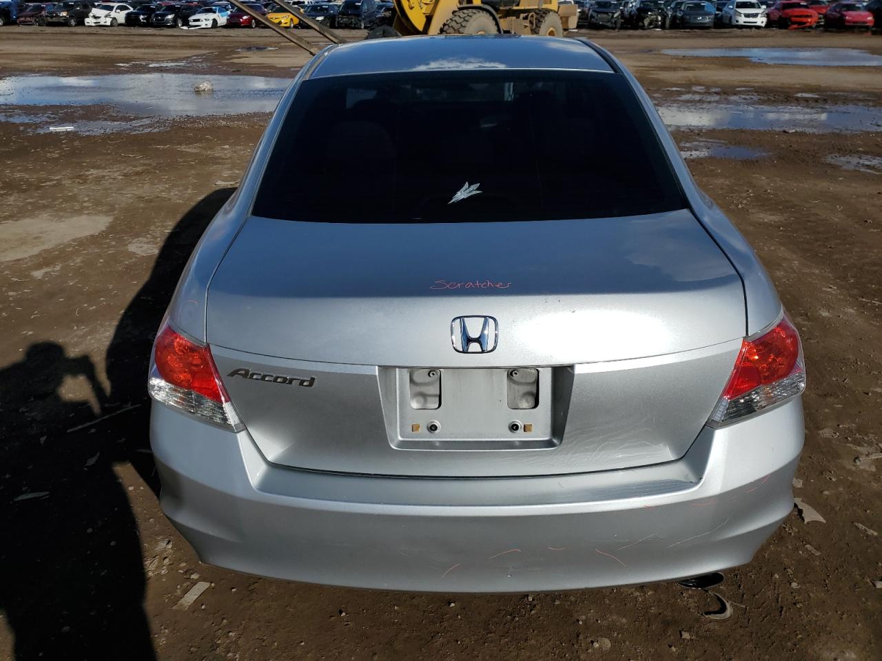 Photo 5 VIN: 1HGCP2F40AA143459 - HONDA ACCORD 