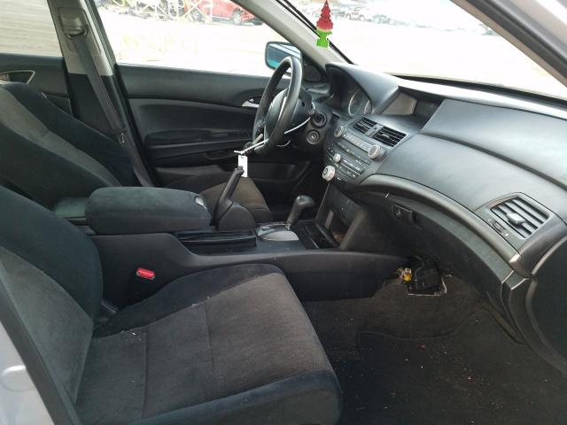 Photo 4 VIN: 1HGCP2F40AA147320 - HONDA ACCORD LXP 