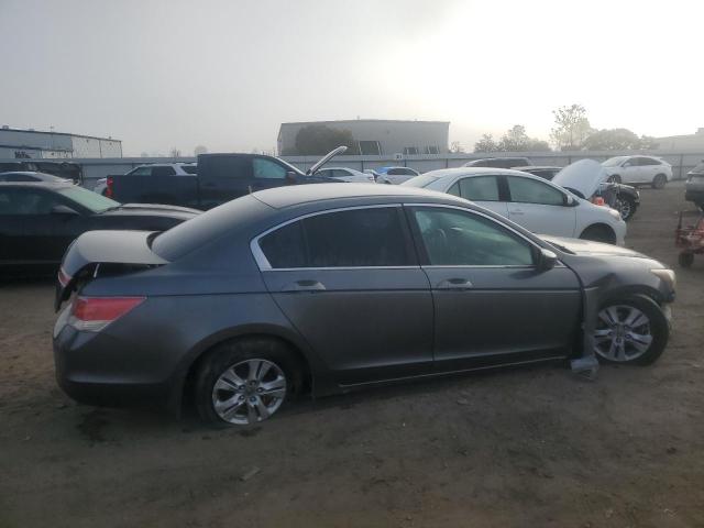 Photo 2 VIN: 1HGCP2F40BA063399 - HONDA ACCORD LXP 