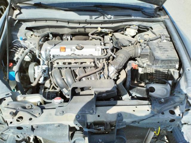 Photo 6 VIN: 1HGCP2F40BA079781 - HONDA ACCORD LXP 