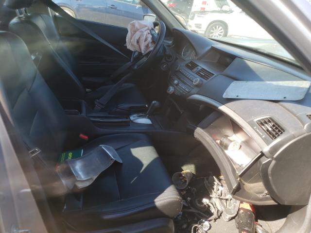 Photo 4 VIN: 1HGCP2F40BA082972 - HONDA ACCORD LXP 