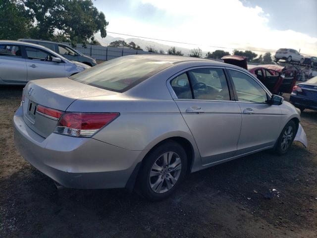 Photo 2 VIN: 1HGCP2F40BA099562 - HONDA ACCORD LXP 