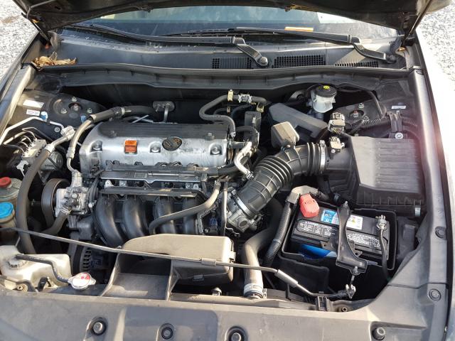 Photo 6 VIN: 1HGCP2F40BA142832 - HONDA ACCORD LXP 