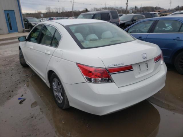 Photo 2 VIN: 1HGCP2F40CA170678 - HONDA ACCORD LXP 