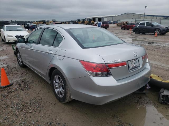 Photo 2 VIN: 1HGCP2F40CA226182 - HONDA ACCORD LXP 