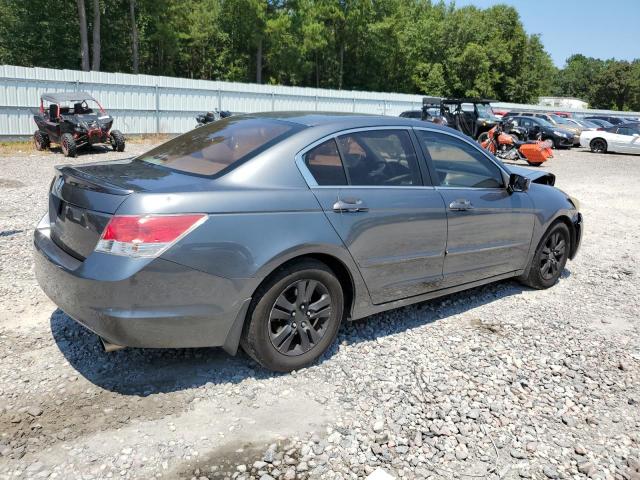 Photo 2 VIN: 1HGCP2F41AA002710 - HONDA ACCORD LXP 