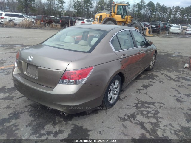 Photo 3 VIN: 1HGCP2F41AA005042 - HONDA ACCORD SDN 