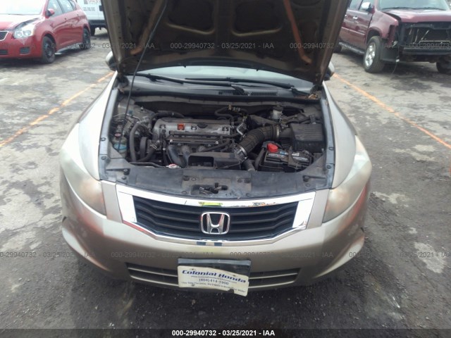 Photo 9 VIN: 1HGCP2F41AA005042 - HONDA ACCORD SDN 