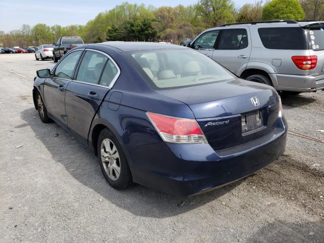 Photo 2 VIN: 1HGCP2F41AA005686 - HONDA ACCORD LXP 