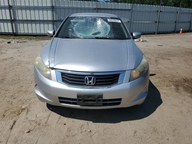 Photo 4 VIN: 1HGCP2F41AA023668 - HONDA ACCORD LXP 