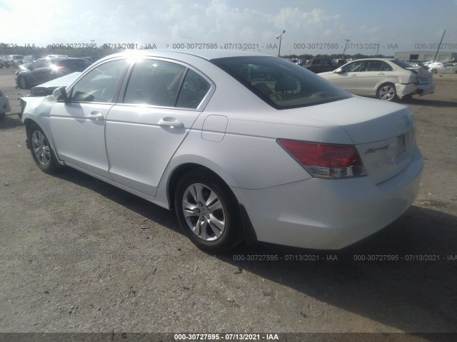 Photo 2 VIN: 1HGCP2F41AA030040 - HONDA ACCORD SDN 