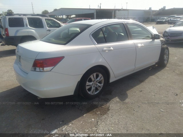 Photo 3 VIN: 1HGCP2F41AA030040 - HONDA ACCORD SDN 