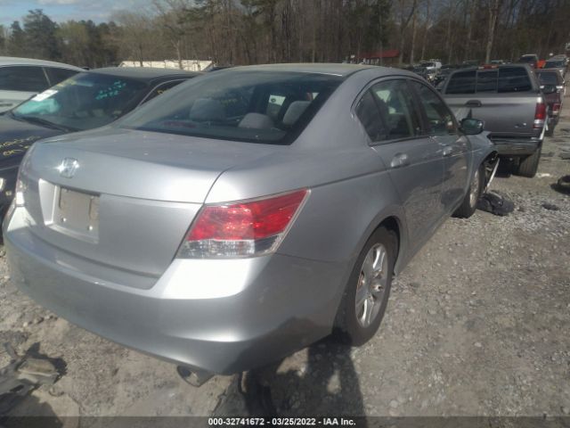 Photo 3 VIN: 1HGCP2F41AA042401 - HONDA ACCORD SDN 