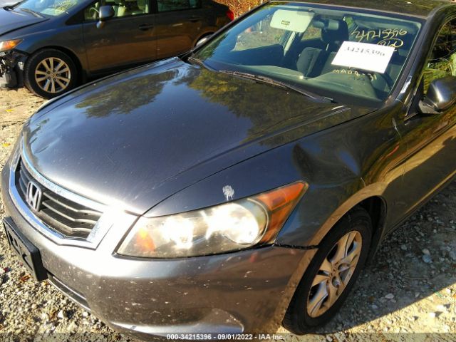 Photo 5 VIN: 1HGCP2F41AA043001 - HONDA ACCORD SDN 